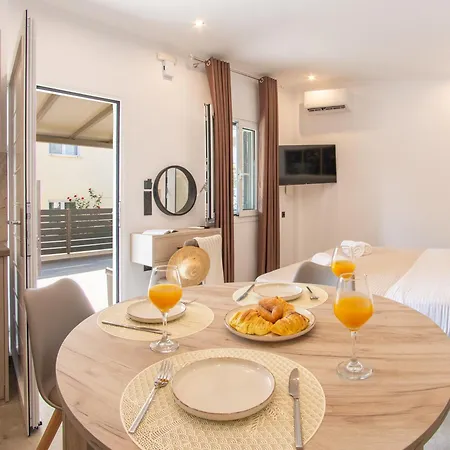 Aetheria - Luxury Living Lefkada Апартхотел 3*